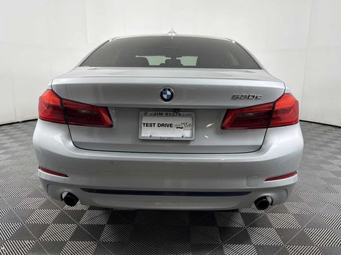 Used 2019 BMW 530e w/ Convenience Package RWD image 5