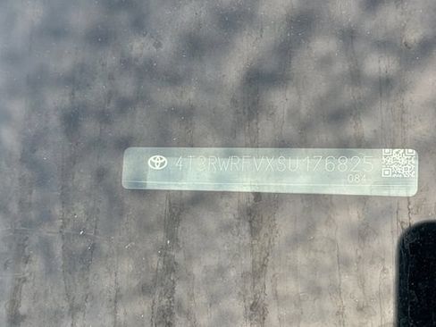 Certified 2025 Toyota RAV4 XLE AWD/4WD image 3