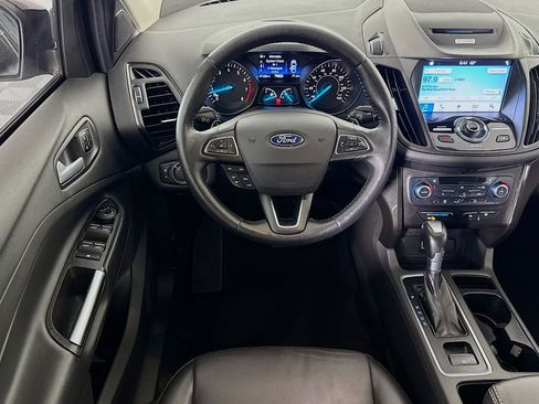 Used 2017 Ford Escape Titanium image 16