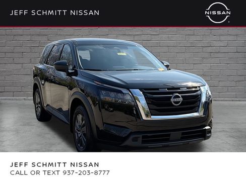 Certified 2025 Nissan Pathfinder S AWD/4WD image 1