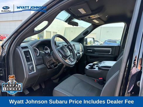 Used 2024 RAM 1500 Warlock AWD/4WD image 11