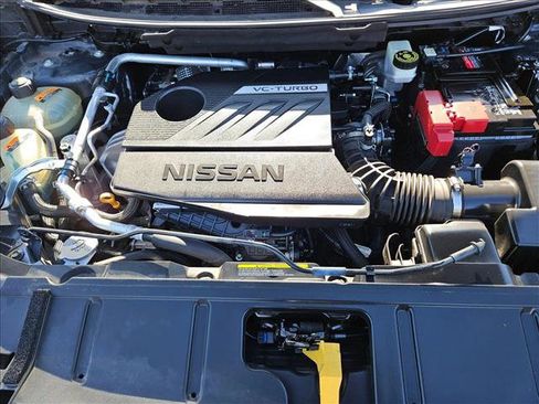 Used 2023 Nissan Rogue SV w/ SV Premium B Package image 22