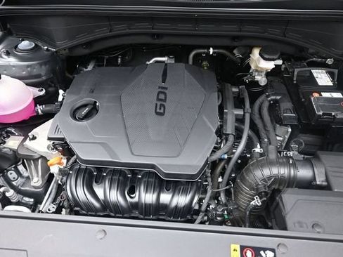 Used 2025 Kia Sorento S FWD image 29