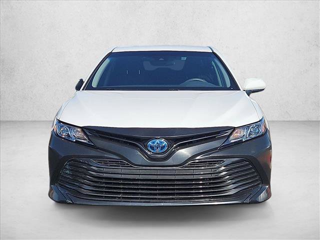 Used 2018 Toyota Camry LE FWD image 2