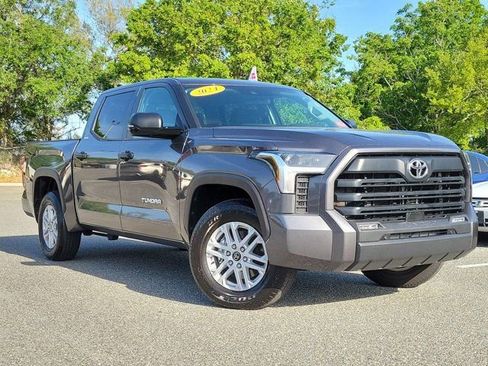 Used 2024 Toyota Tundra SR5 w/ SR5 Convenience Package RWD image 35
