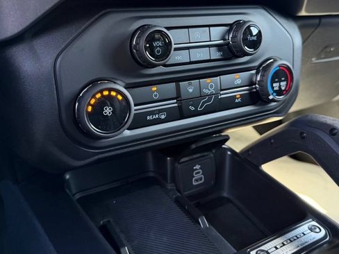 New 2026 Ford Bronco Big Bend AWD/4WD image 23