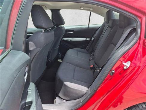 Used 2021 Toyota Corolla LE FWD image 19