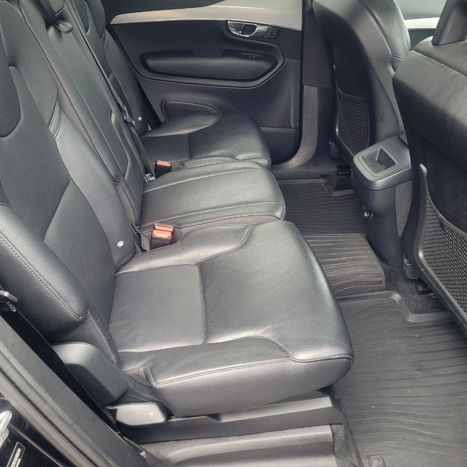 Used 2016 Volvo XC90 T5 Momentum AWD/4WD image 31