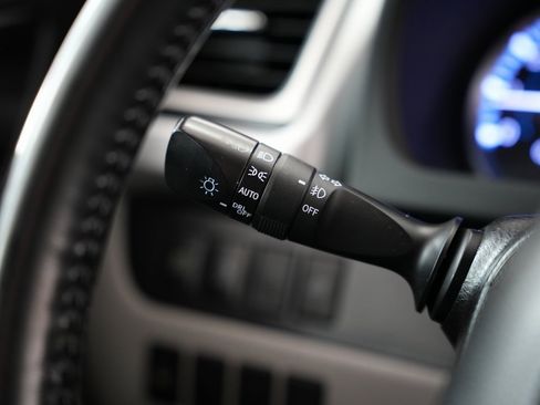 Used 2018 Toyota Highlander Plus image 14