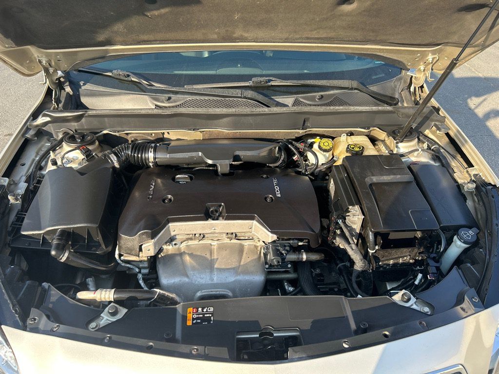 Used 2013 Chevrolet Malibu LT FWD image 16
