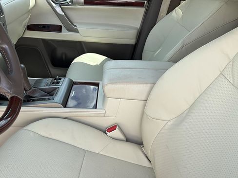 Used 2013 Lexus GX 460 w/ Comfort Plus Pkg AWD/4WD image 25