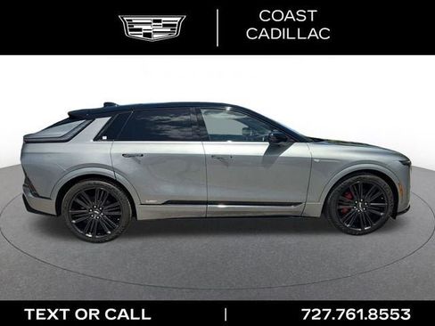 New 2026 Cadillac Lyriq V AWD/4WD image 5