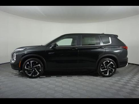 New 2025 Mitsubishi Outlander SE AWD/4WD image 4