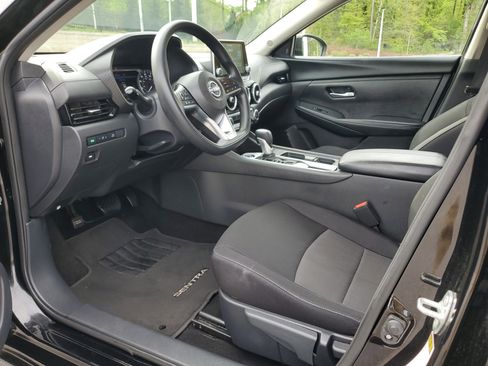 Used 2025 Nissan Sentra SV image 15