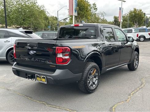 New 2026 Ford Maverick Tremor image 6