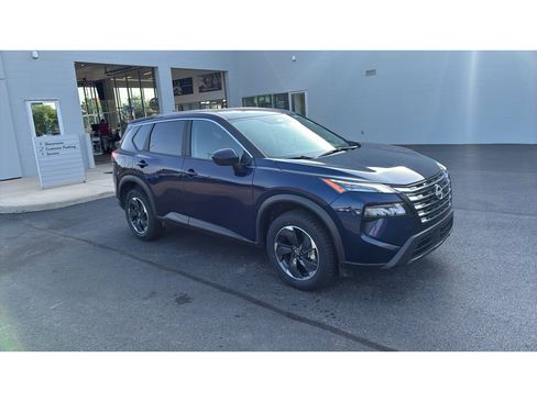 Used 2025 Nissan Rogue SV AWD/4WD image 7