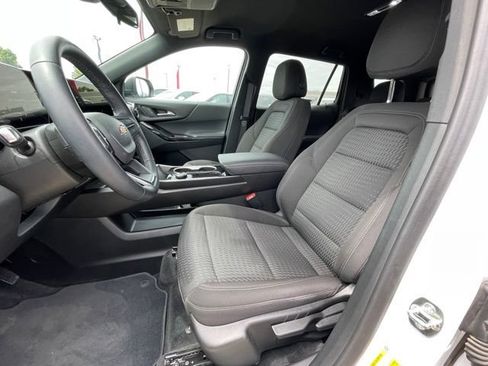 Certified 2026 Chevrolet Equinox LT FWD image 11