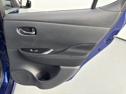 Used 2021 Nissan Leaf SV image 38