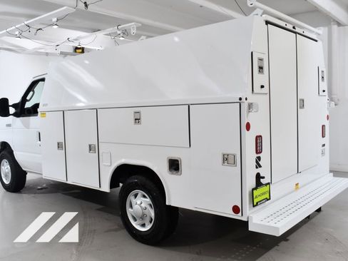 New 2026 Ford E-350 and Econoline 350 Super Duty w/ Power Equipment Group RWD image 15