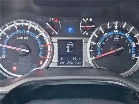 Used 2019 Toyota 4Runner TRD Off-Road Premium image 7