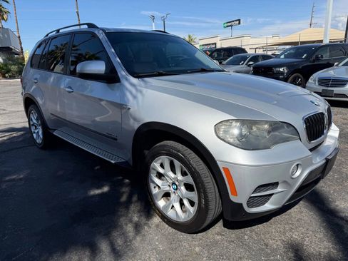 Used 2011 BMW X5 xDrive35i image 7