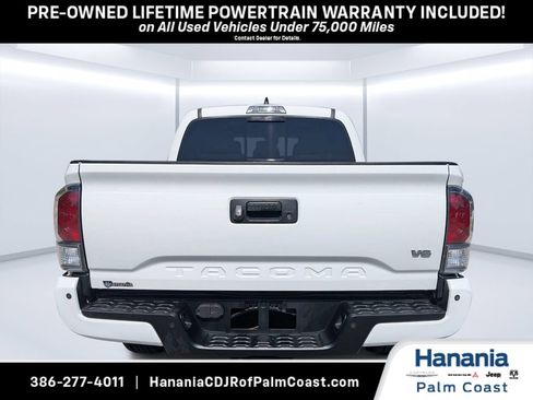 Used 2021 Toyota Tacoma TRD Off-Road w/ Technology Package AWD/4WD image 4