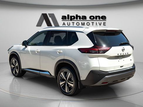 Used 2023 Nissan Rogue SL w/ SL Premium Package FWD image 10