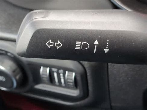 Used 2022 Jeep Wrangler Sport image 26