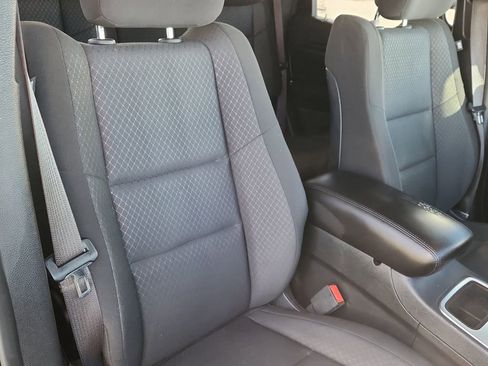 Used 2021 Jeep Grand Cherokee Laredo image 16