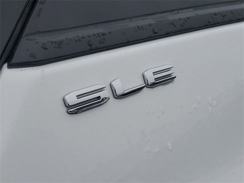 Certified 2024 GMC Terrain SLE image 6