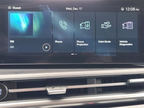 Used 2025 Hyundai Santa Fe SEL image 16