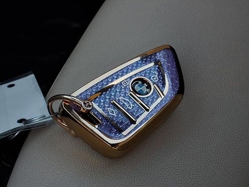 Used 2020 BMW 330i Sedan w/ Convenience Package image 41