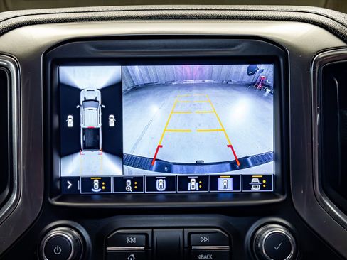 Used 2022 Chevrolet Silverado 2500 LTZ w/ LTZ Plus Package AWD/4WD image 22