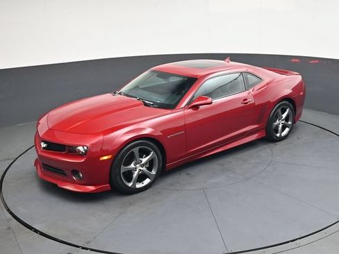 Used 2013 Chevrolet Camaro LT RWD image 26
