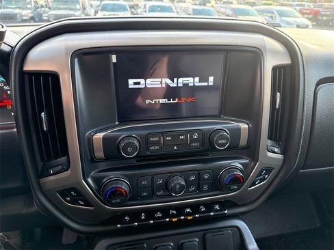Used 2018 GMC Sierra 1500 Denali w/ Denali Ultimate Package image 17