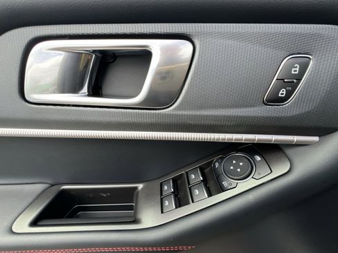 New 2026 Ford Explorer ST-Line image 15