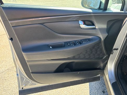 Used 2023 Hyundai Santa Fe SEL image 10