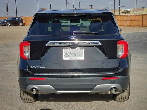 Used 2024 Ford Explorer Limited image 6