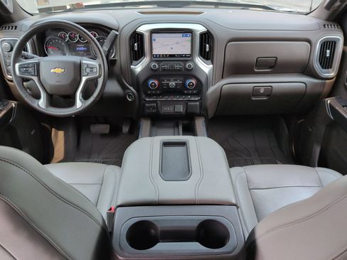 Certified 2021 Chevrolet Silverado 1500 LTZ w/ LTZ Convenience Package II AWD/4WD image 20