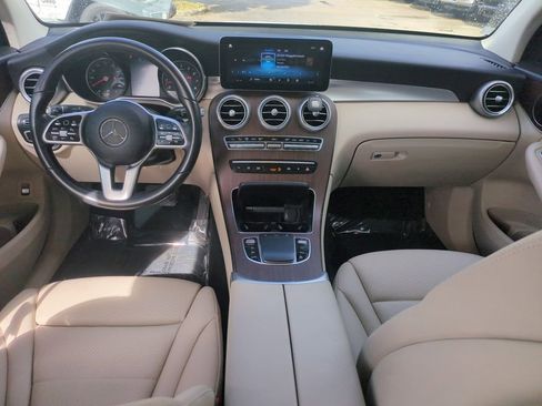 Used 2022 Mercedes-Benz GLC 300 4MATIC image 17