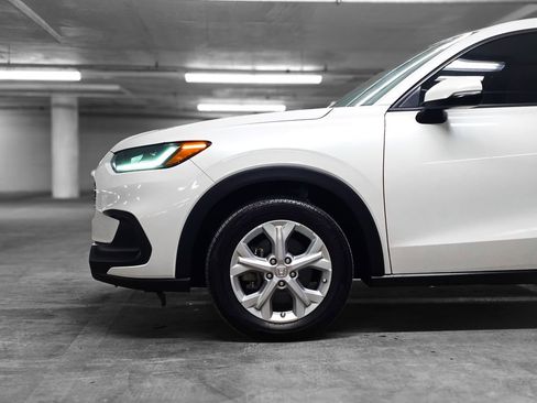 Used 2024 Honda HR-V LX image 14