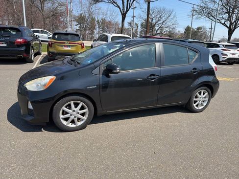 Used 2012 Toyota Prius C Three image 2