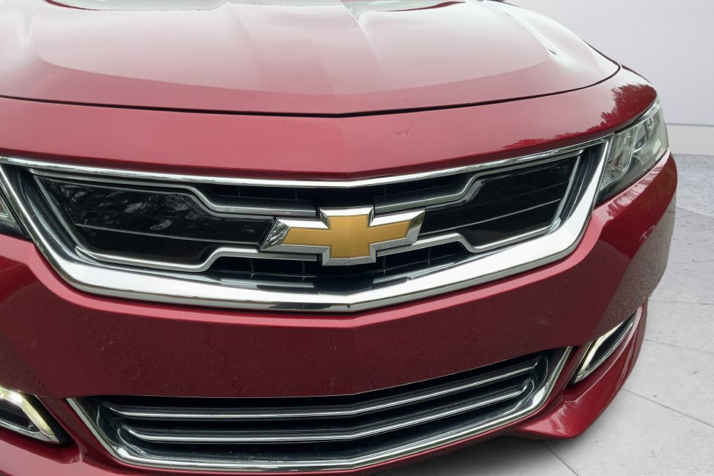 Used 2018 Chevrolet Impala Premier w/ Premier Confidence Package FWD image 28