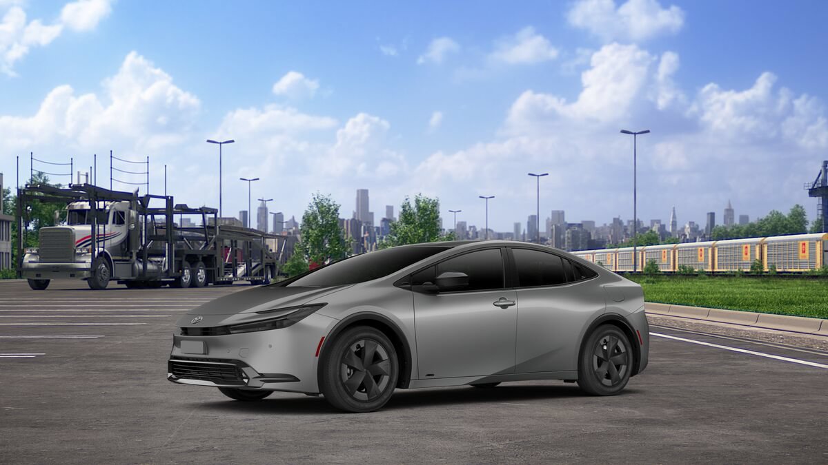 New 2027 Toyota Prius LE AWD/4WD image 2