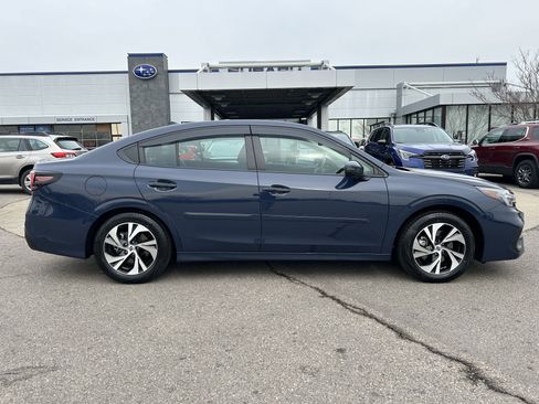 Certified 2025 Subaru Legacy Premium w/ Popular Package #1A image 8