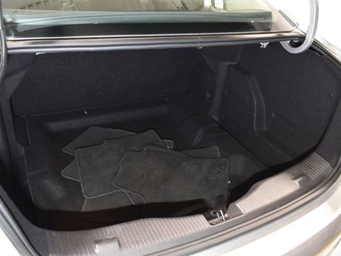 Used 2017 Chevrolet Cruze LS image 25