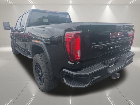 Used 2022 GMC Sierra 2500 Denali AWD/4WD image 4