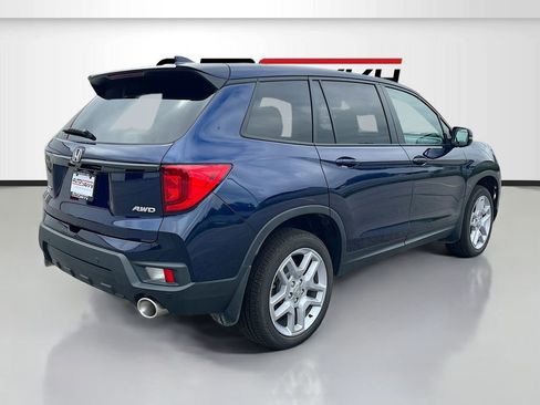 Used 2025 Honda Passport EX-L image 7