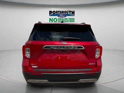 Certified 2022 Ford Explorer XLT w/ Equipment Group 202A AWD/4WD image 30