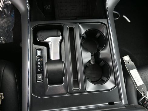 New 2025 Ford F150 Lariat w/ Equipment Group 502A High image 38